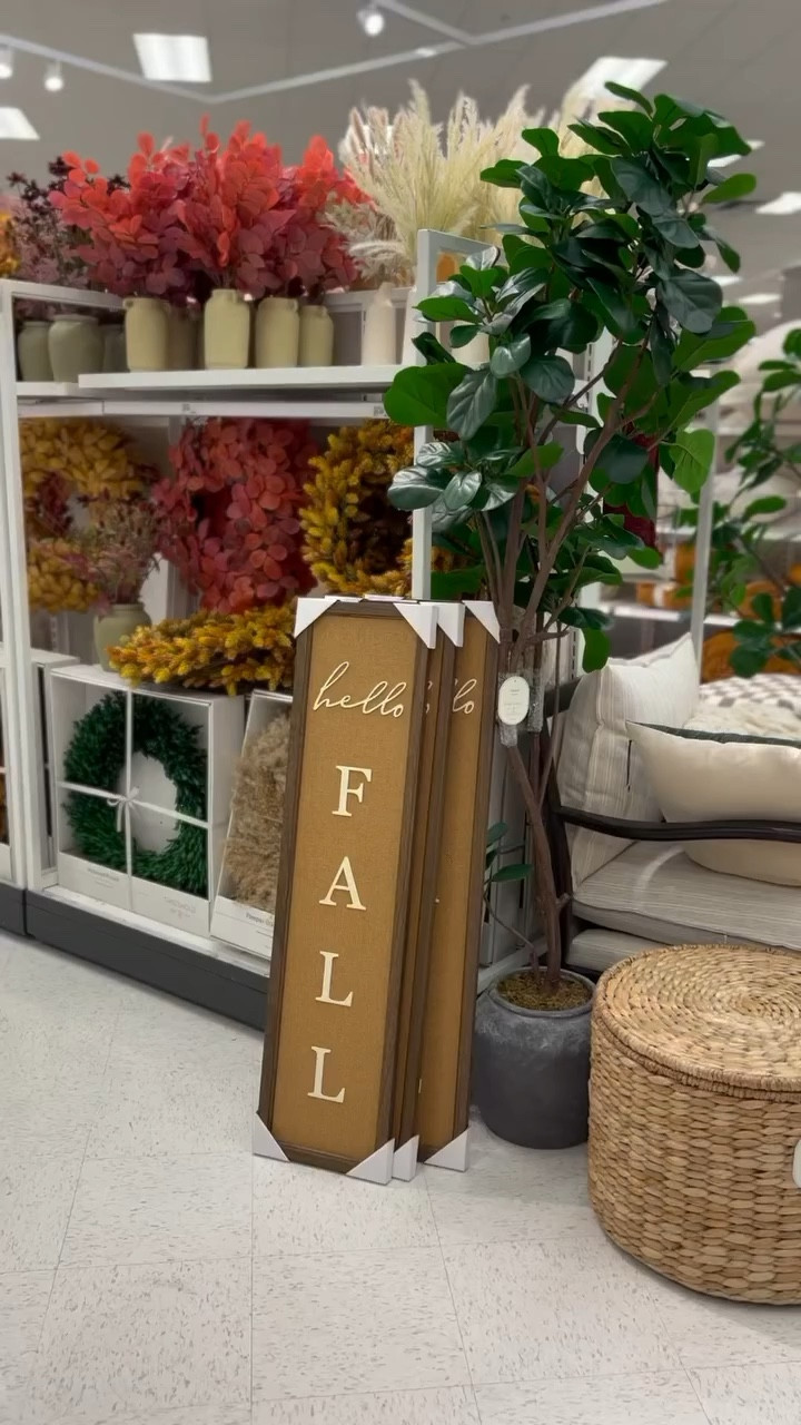 New Fall Sign! 🍂 This sign is SO pretty in person, I brought her home with me and couldn’t be happier! Comment “FALL” for the link, you won’t regret it! 😍

#ltkseasonal #fallfind #targetfall #newattarget #targetfind #fyp #ltkhome