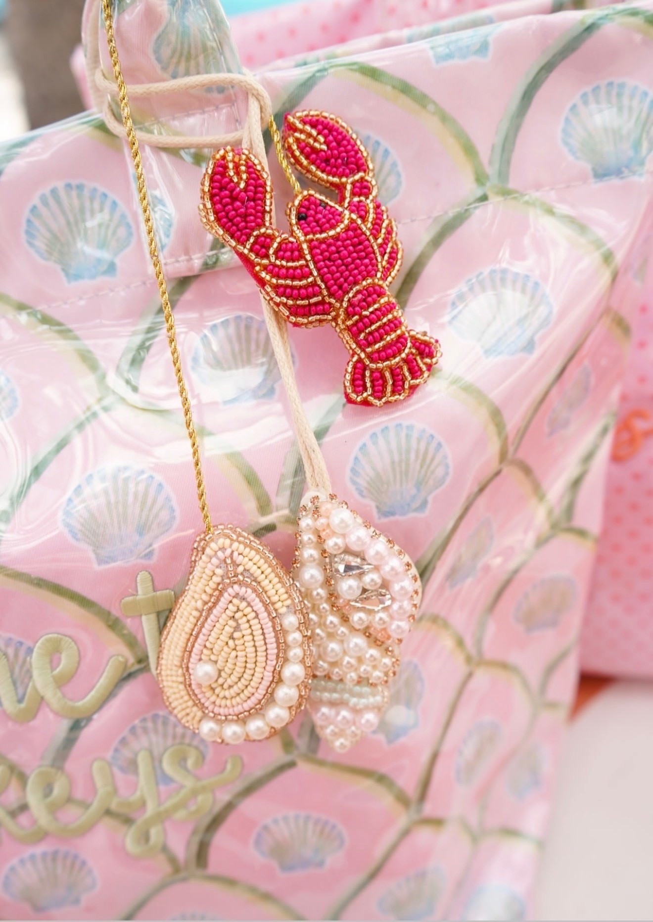 How ADORABLE are these beaded bag charms! Use code WHITNEY10 for 10% off