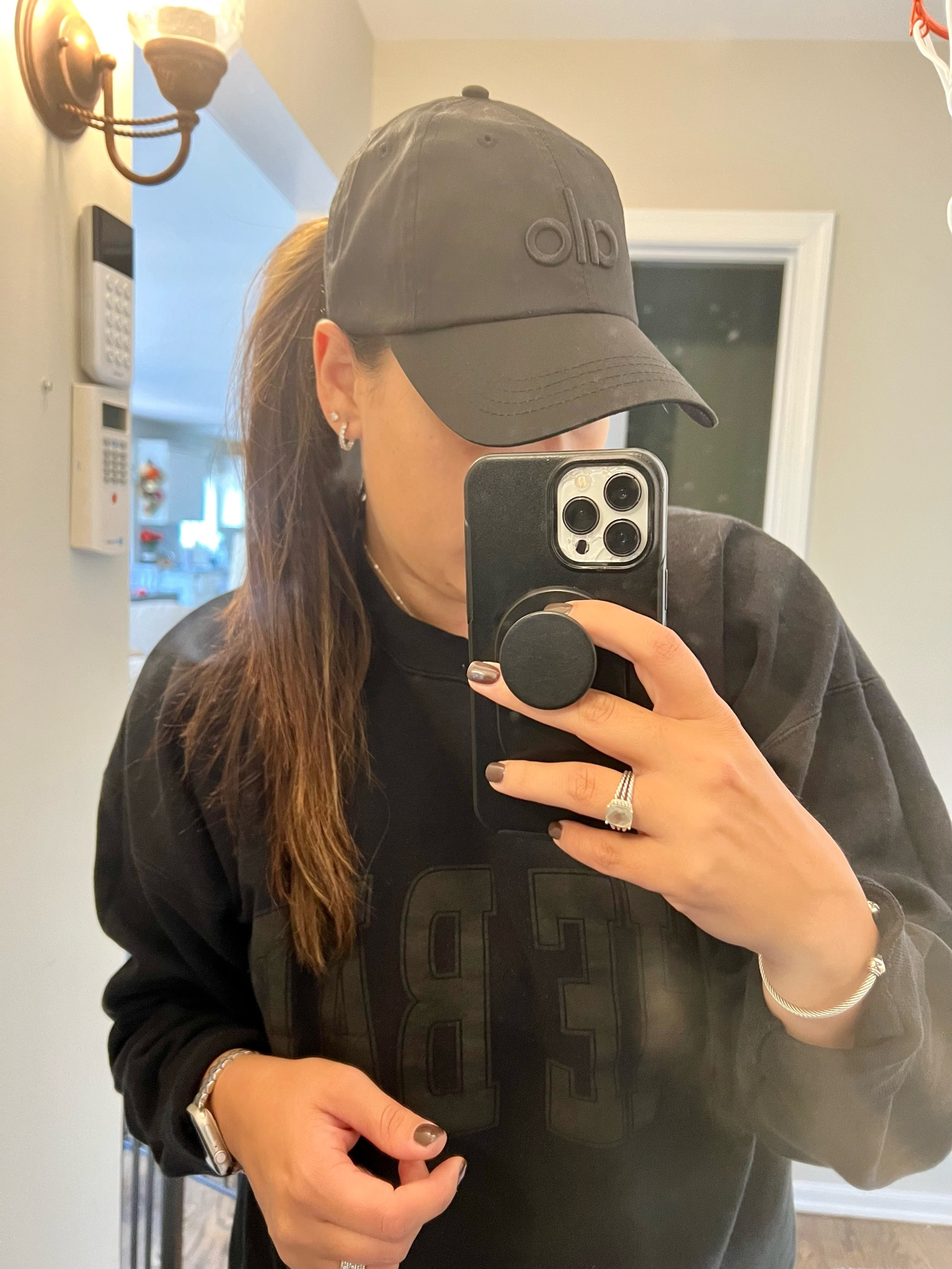 Black Fall Basics 

#AloYoga hat 
#thebar sweatshirt 
#otterbox
#popsocket 
#DavidYurman

#LTKfindsunder50 #LTKfindsunder100 #LTKHolidaySale