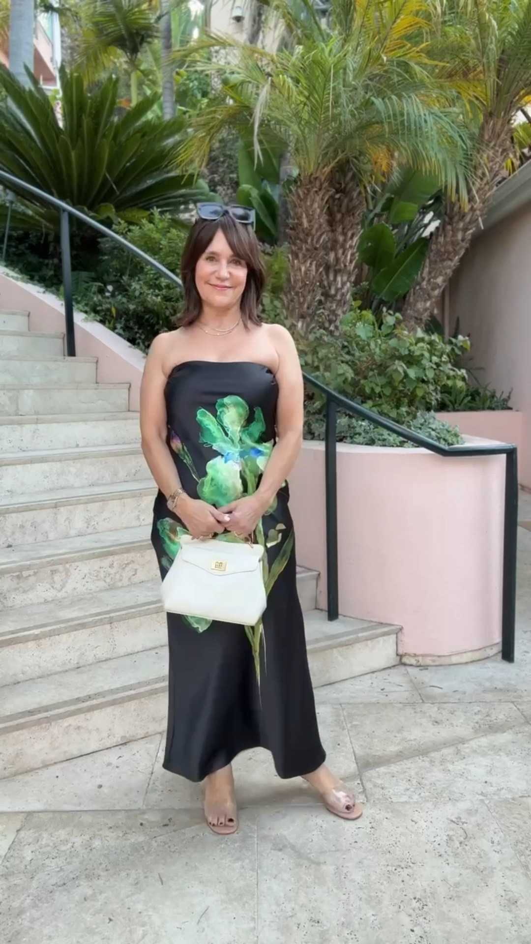 I just found the best vacation dresses! 💓
@anthropologie #anthropartner