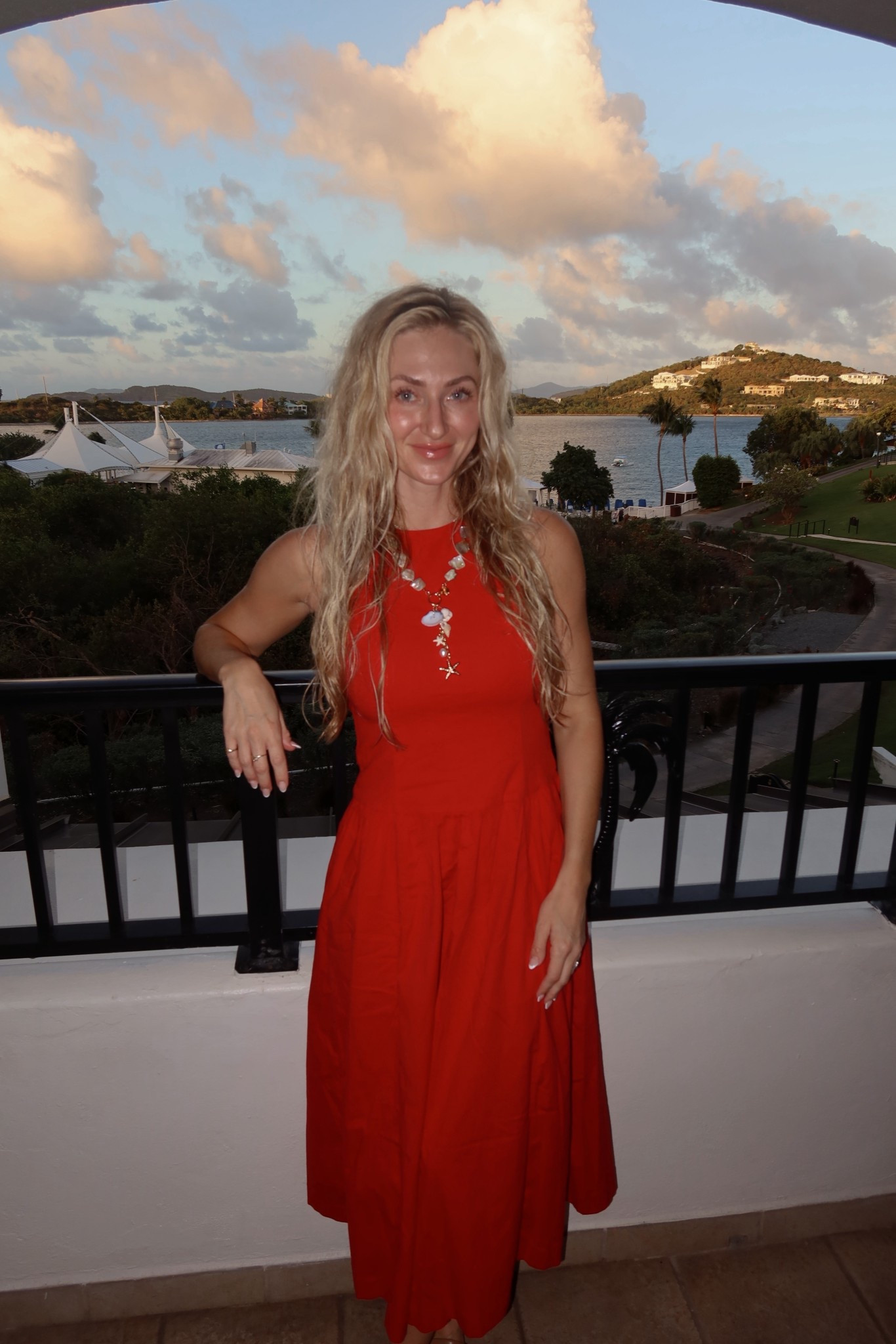 Beach dinner dress 🏝️ this red maxi is perfect for a tropical getaway and summer!

#LTKootd #LTKTravel