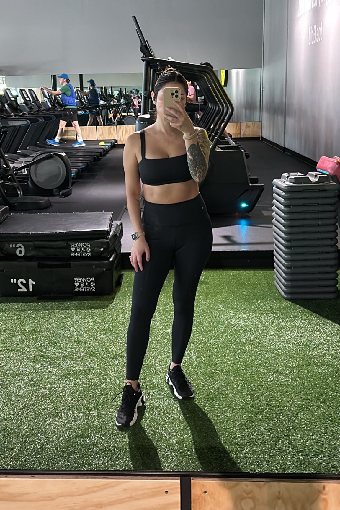 My favorite gym set from
Vuori! 

#LTKActive #LTKFindsUnder100 #LTKFitness