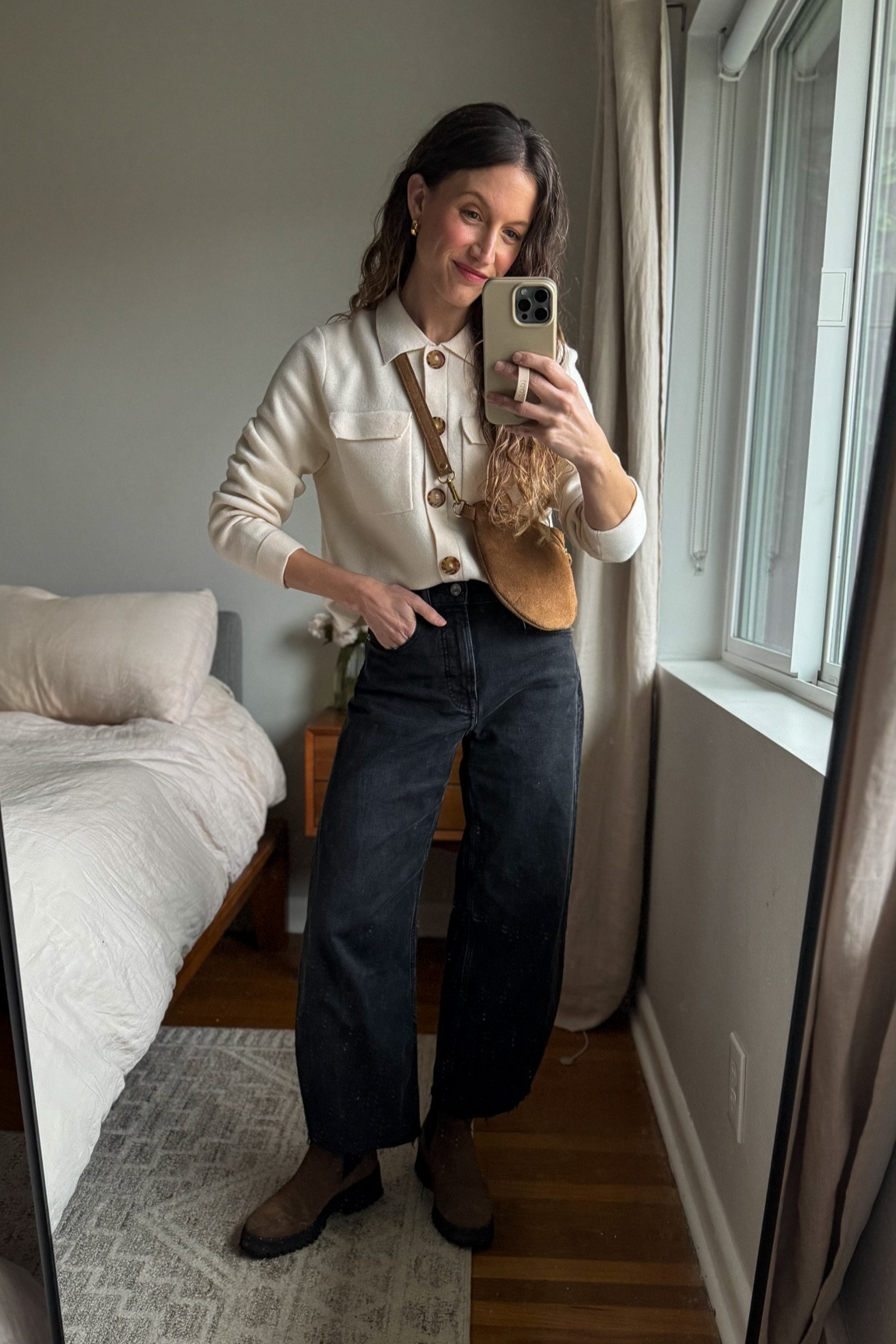 Daily Look 12.17

Sèzane Cardigan, S, TTS. Everlane tee, XS, TTS. Everlane jeans, 24, TTS. Frēda Salvador boots, TTS, STITCHANDSALT15 for 15% off. Abby Alley bag, ASHLEYR15 for 15% off. Able earrings  

#LTKStyleTip #LTKOver40 #LTKSeasonal