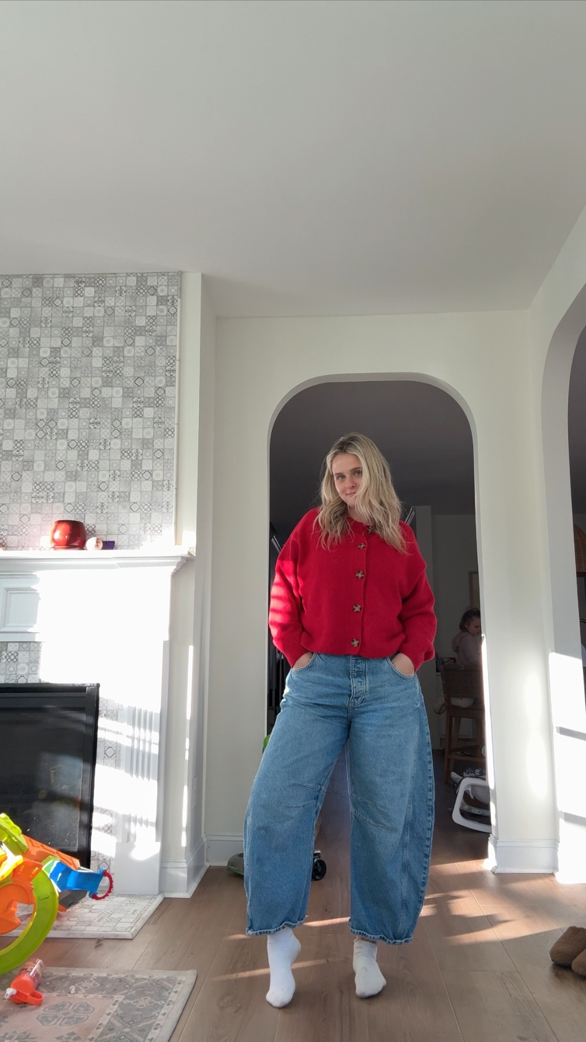 These jeans are everything to me!!!! Wearing a sz 32 

#LTKootd #LTKFindsUnder100 #LTKMidsize