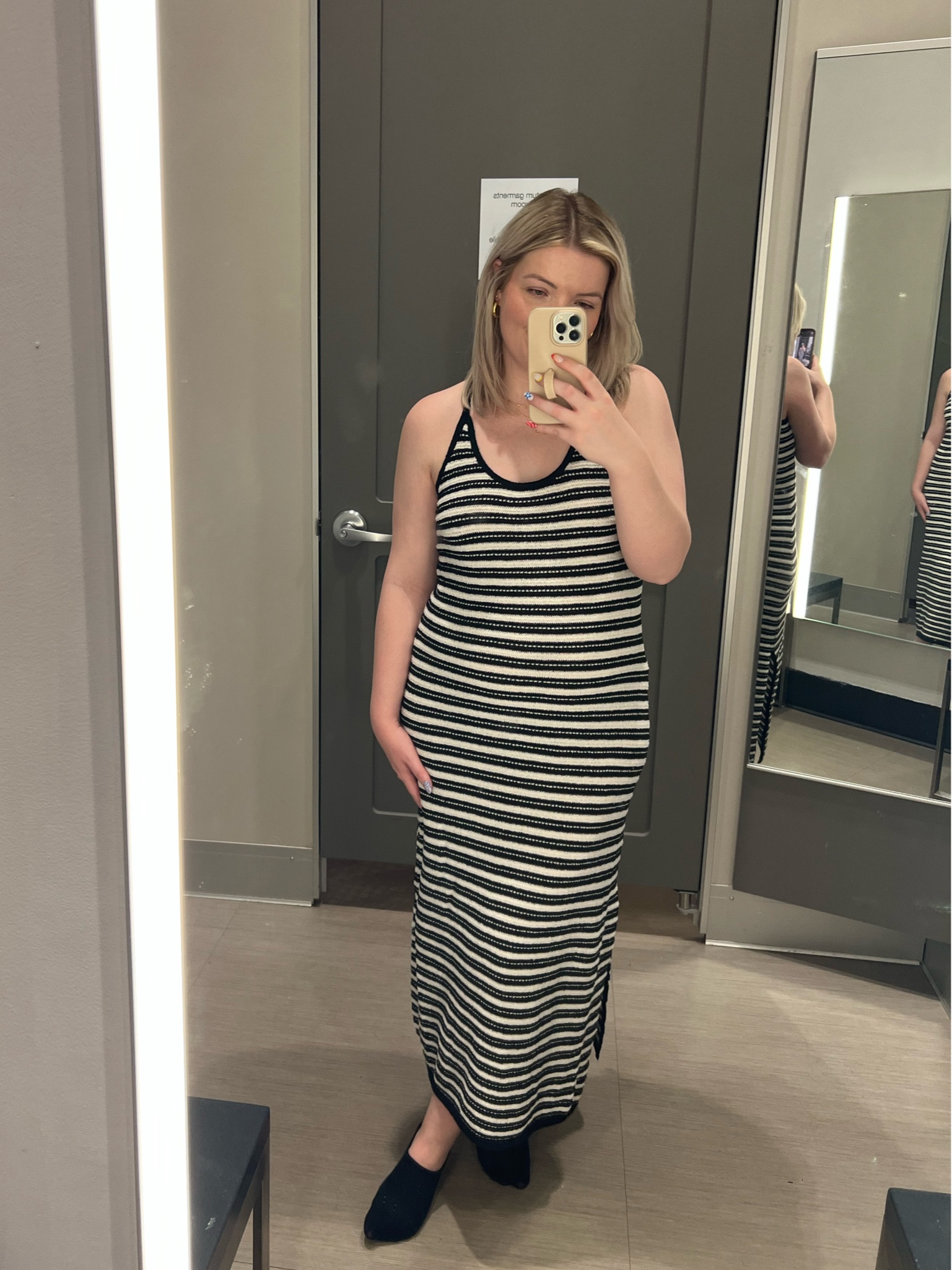 L //midi sweater dress



maternity friendly dress, bump friendly dress, bodycon dress,  striped midi dress, tuesdays at target, target summer, knit dress

#LTKBump #LTKSeasonal #LTKMidsize