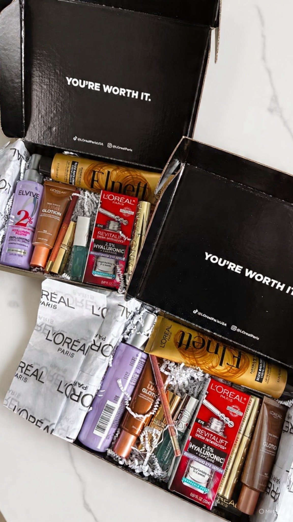 Unboxing a L’Oréal PR package ✨

Here’s what’s inside:

📦 L’Oréal Paris Elvive 2% Hyaluron Plump Restoring Leave-In Serum — a hydrating leave-in for dry, dehydrated hair
💧 True Match Lumi Glotion Natural Glow Enhancer — lightweight glow and hydration for a radiant finish
💫 L’Oréal Paris Elnet Flexible Hold Slick Back Cream — keeps styles sleek with flexible hold
👀 L’Oréal Paris Revitalift Hyaluronic Caffeine Brightening Eye Serum — brightens and refreshes the under-eye area
🌟 L’Oréal Paris Panorama Mascara — soft definition for everyday wear
💋 L’Oréal Paris Plump Ambitious Hyaluron Lip Gloss — glossy, plumping shine for lips

All linked for easy shopping 🤍

#LorealParis #HairCare #HydrationBoost #GlowEnhancer #EyeSerum #MascaraMoment #LipGlossLove #BeautyUnboxing #HairAndMakeup

#LTKgrwm #LTKBeauty #LTKselfcare