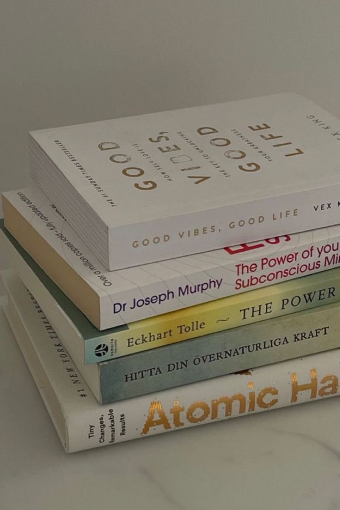 Must have reads 🩵✨

#LTKGiftGuide