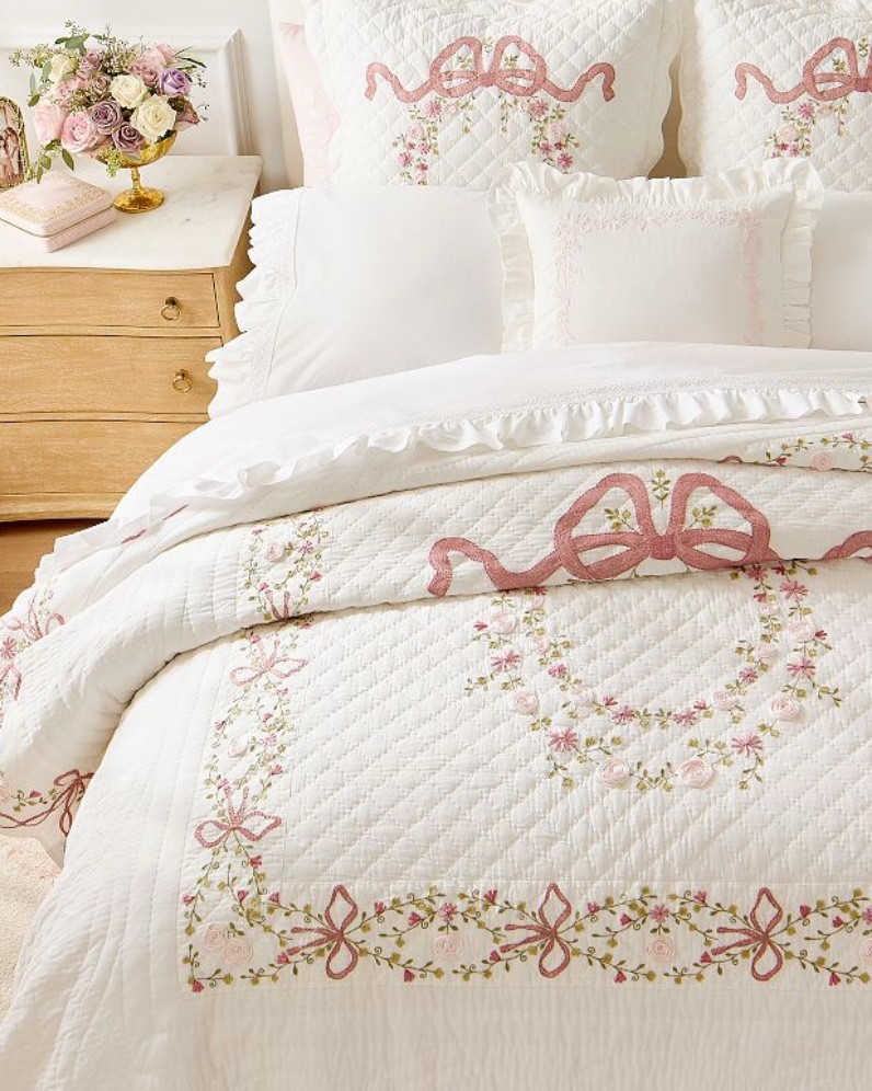 LoveShackFancy Bow Embellished Quilt
and Shams
*CLEARANCE*
Amazing for a guest bedroom, daughter’s room or dorm.. or a gift! Love this quilt so much and the standard size shams!
