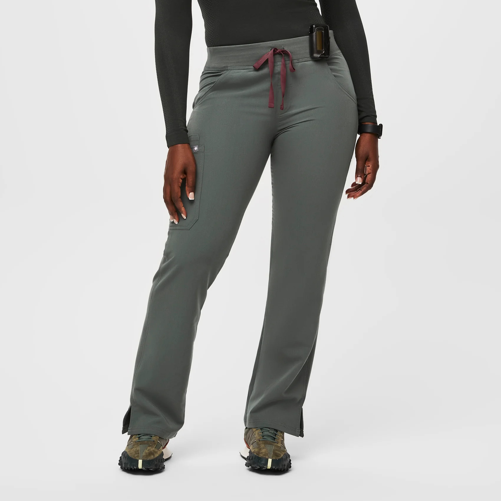 Kade™ Cargo Scrub Pants | FIGS