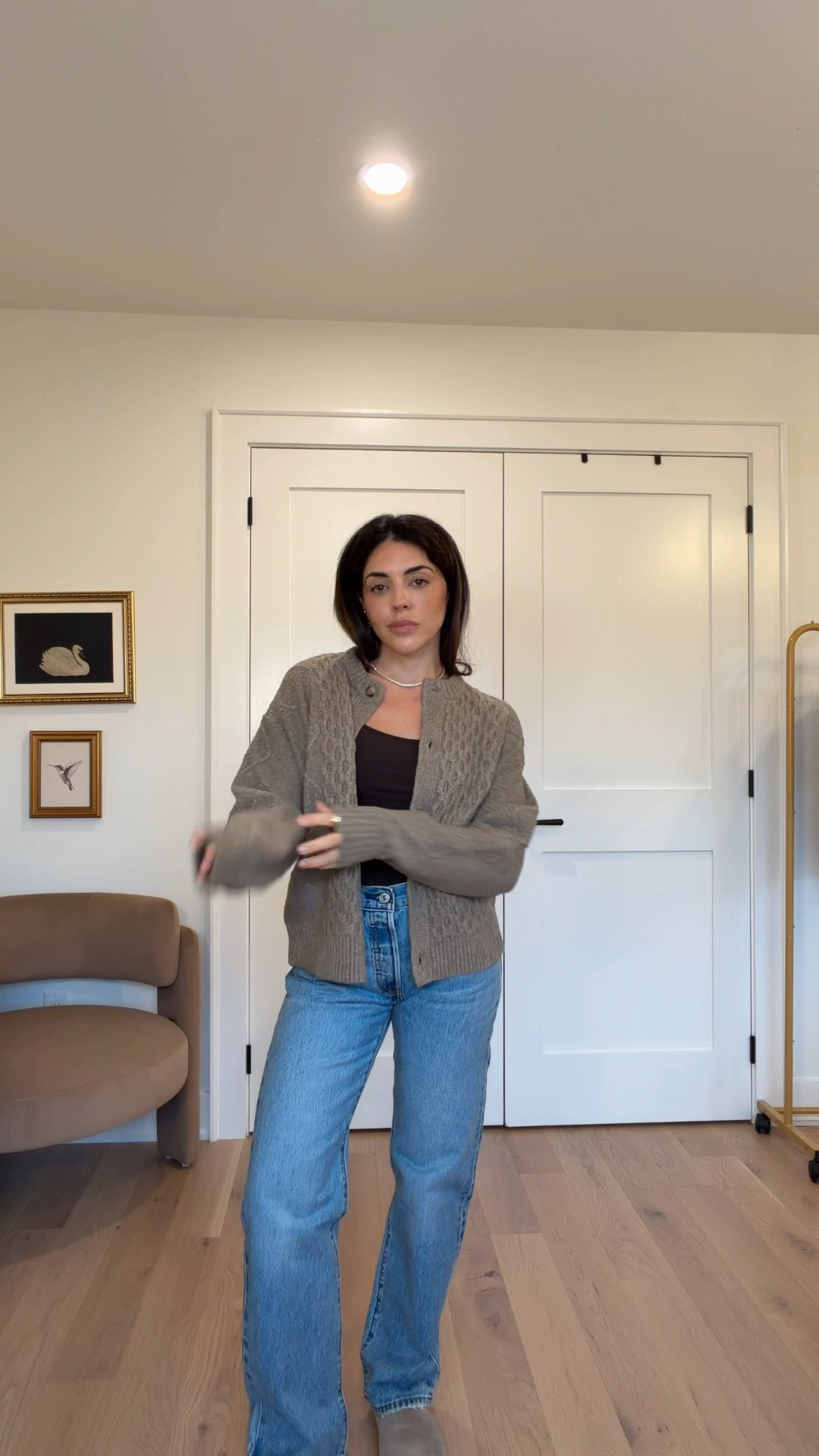 Comparing the iconic @levis 501 90s vs the low rise straight - with fall around the corner, I know a lot of us are updating our denim for the season! The 501 90’s are a 30” inseam vs the low rise that are a 31” inseam! 

501 90s: size 25
Low rise: size 25 

#levisltkpartner

#LTKcanada #LTKfall #LTKjeans