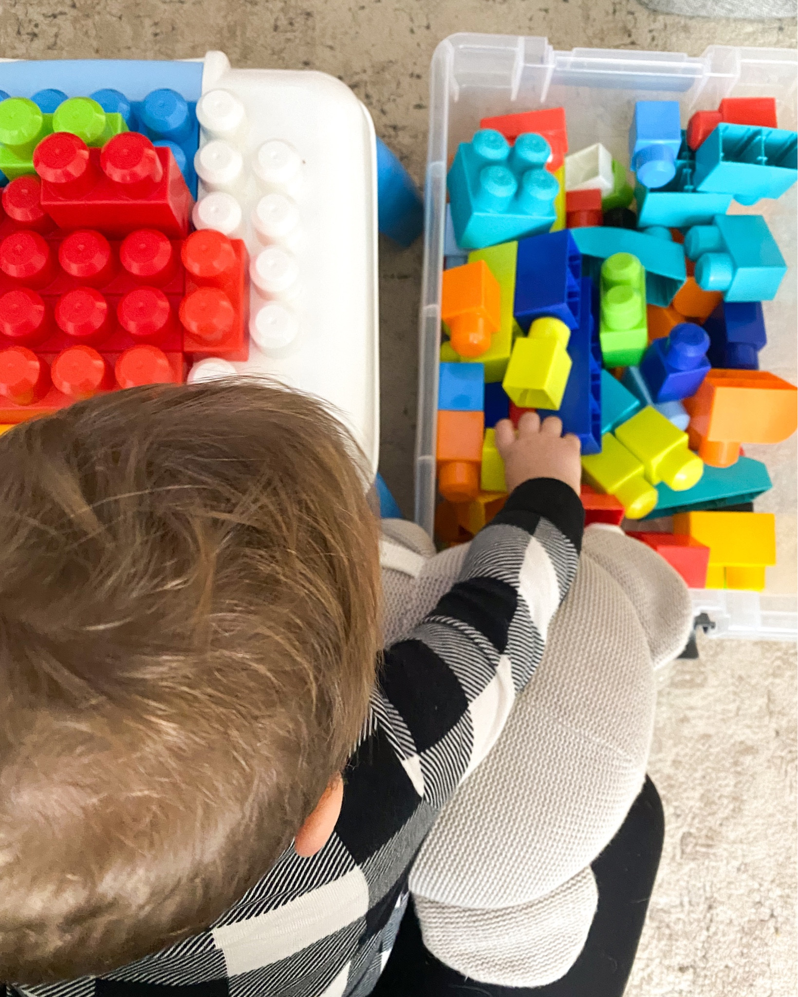 The BEST toddler gift! We play with our blocks every day. And the little table is so easy to build on 

Toddler gift ideas. Toddler boy gifts. First Christmas gifts. Kids gift ideas 