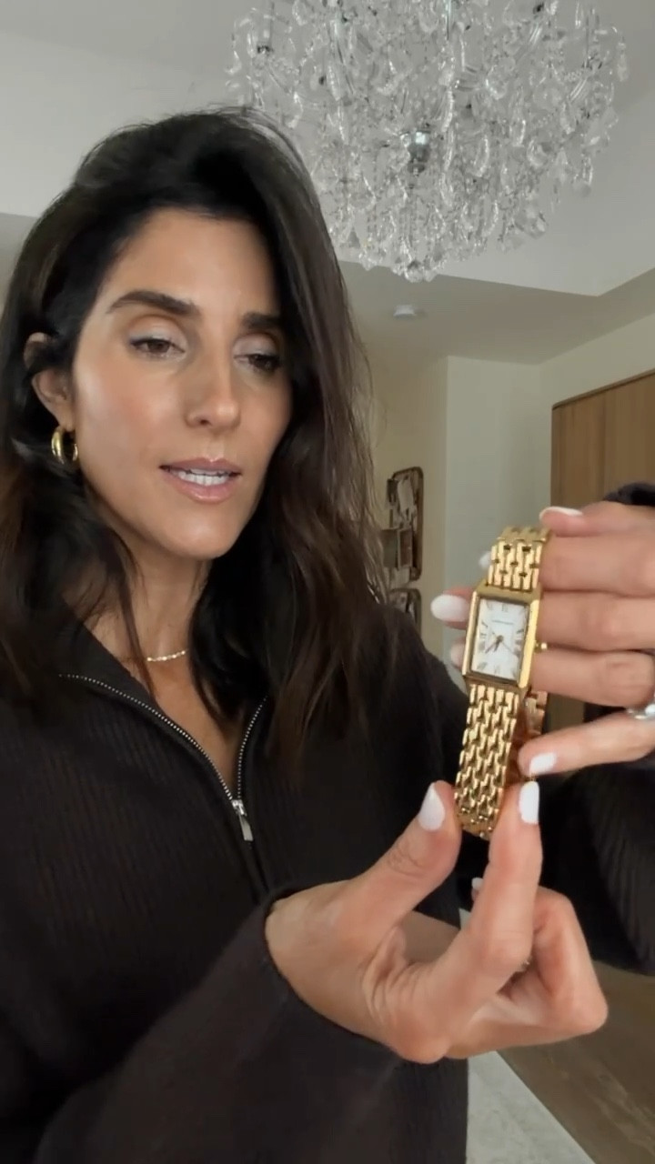 What I’m buying my mother in law, mom and had to get one with myself for Christmas. These watches look and feel expensive but are under $30 #stylinbyaylin#aylin #amazon #giftidea #watches

#LTKHoliday #LTKGiftGuide #LTKBeauty