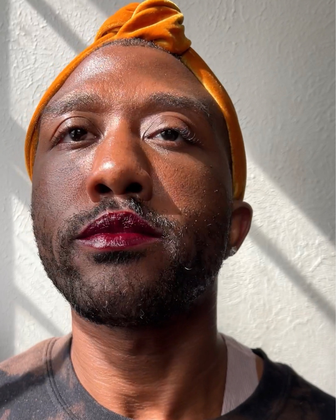 My new favorite lip combo!  Clarins Lip stain, The Sexiest Beauty liquid lipstick and Clarins comfort lip oil! 


#LTKfindsunder100 #LTKbeauty