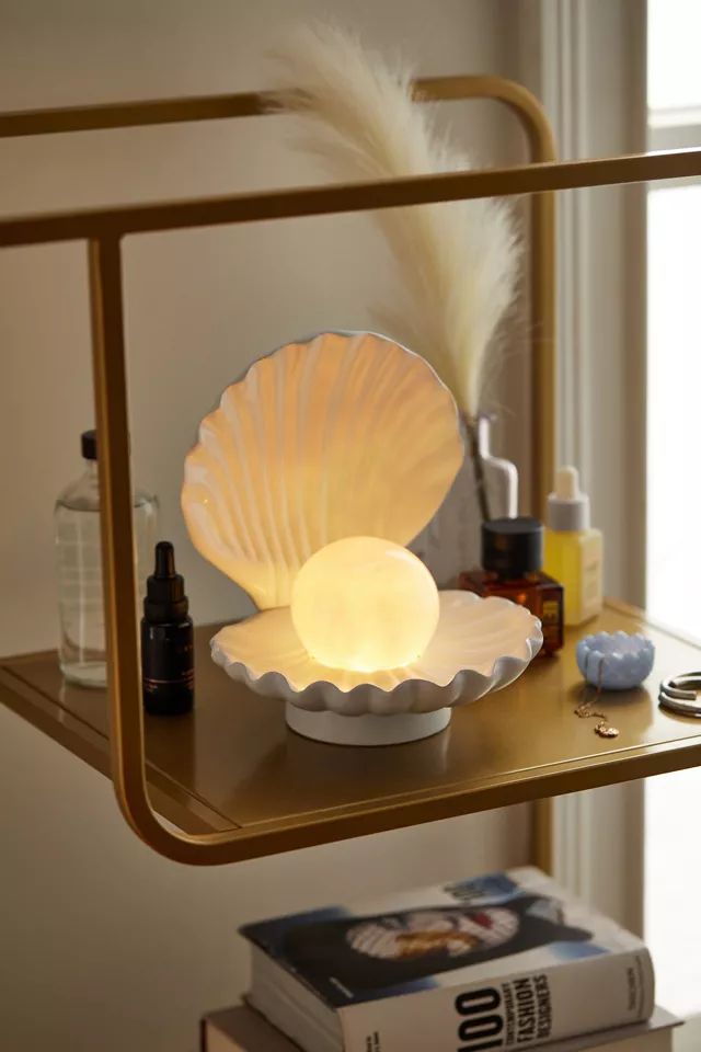 Shell Table Lamp | Urban Outfitters (US and RoW)
