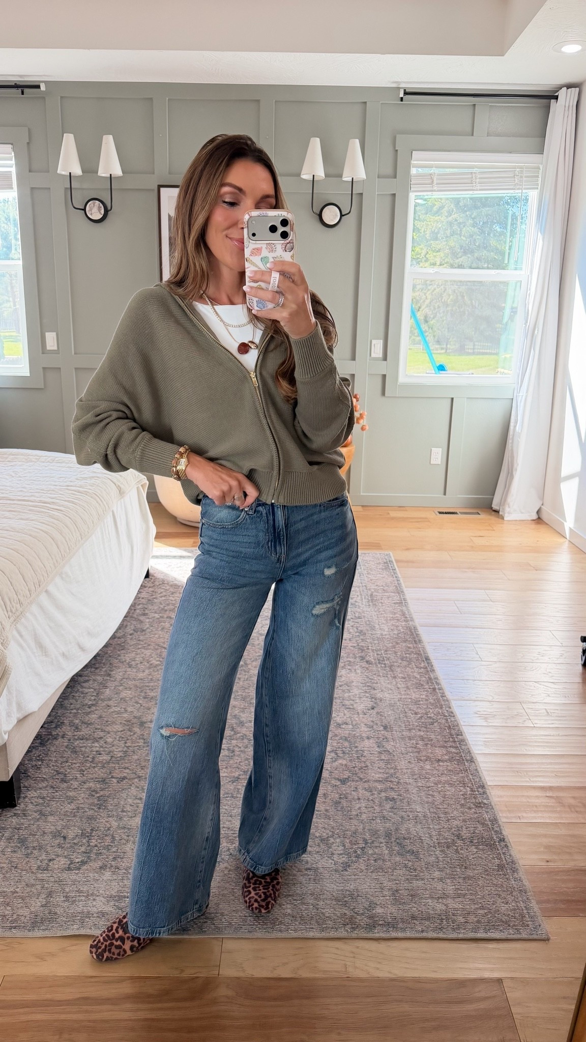 My millennial heart could explode right this distressed Jean trend for fall! And the cardigan 🤩

#walmart #

#LTKSeasonal #LTKootd #LTKmomlife