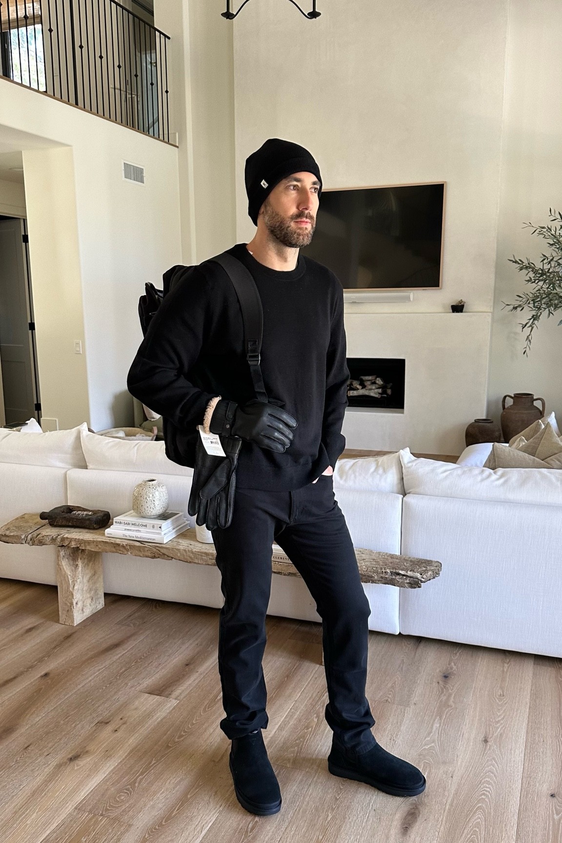 Boots - 11
Sweater - XL
Pants - 33
Gloves - M
Beanie - O/S