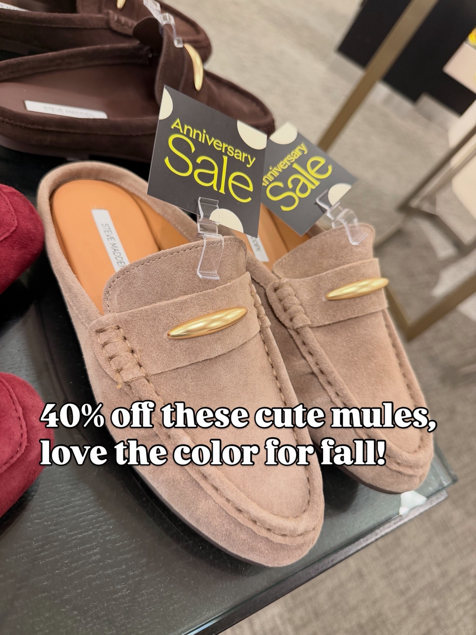 The perfect fall neutral mule that will go with everything can’t believe they’re 40% off

#LTKNYFW #LTKSaleAlert #LTKOver40