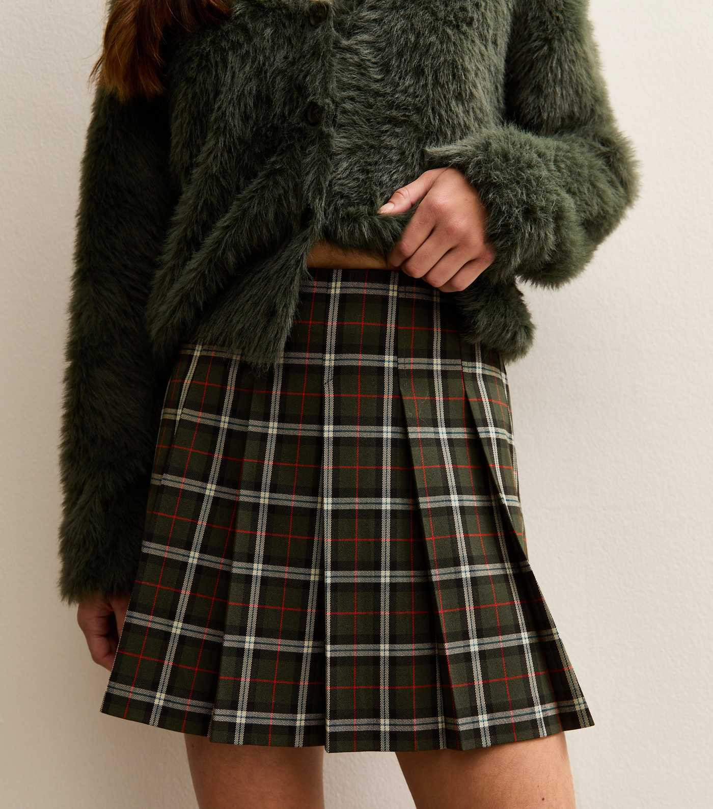 Petite Green Check Pattern Knife Pleat Mini Skirt | New Look | New Look (UK)