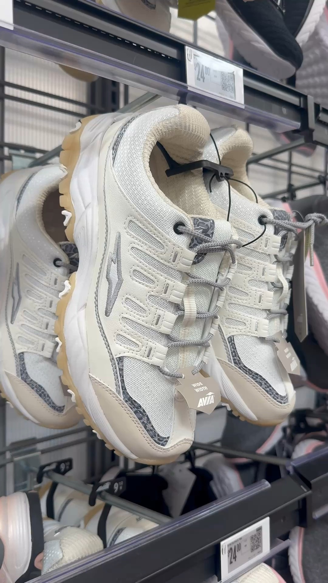 New sneakers

#LTKootd #LTKTravel #LTKOver40