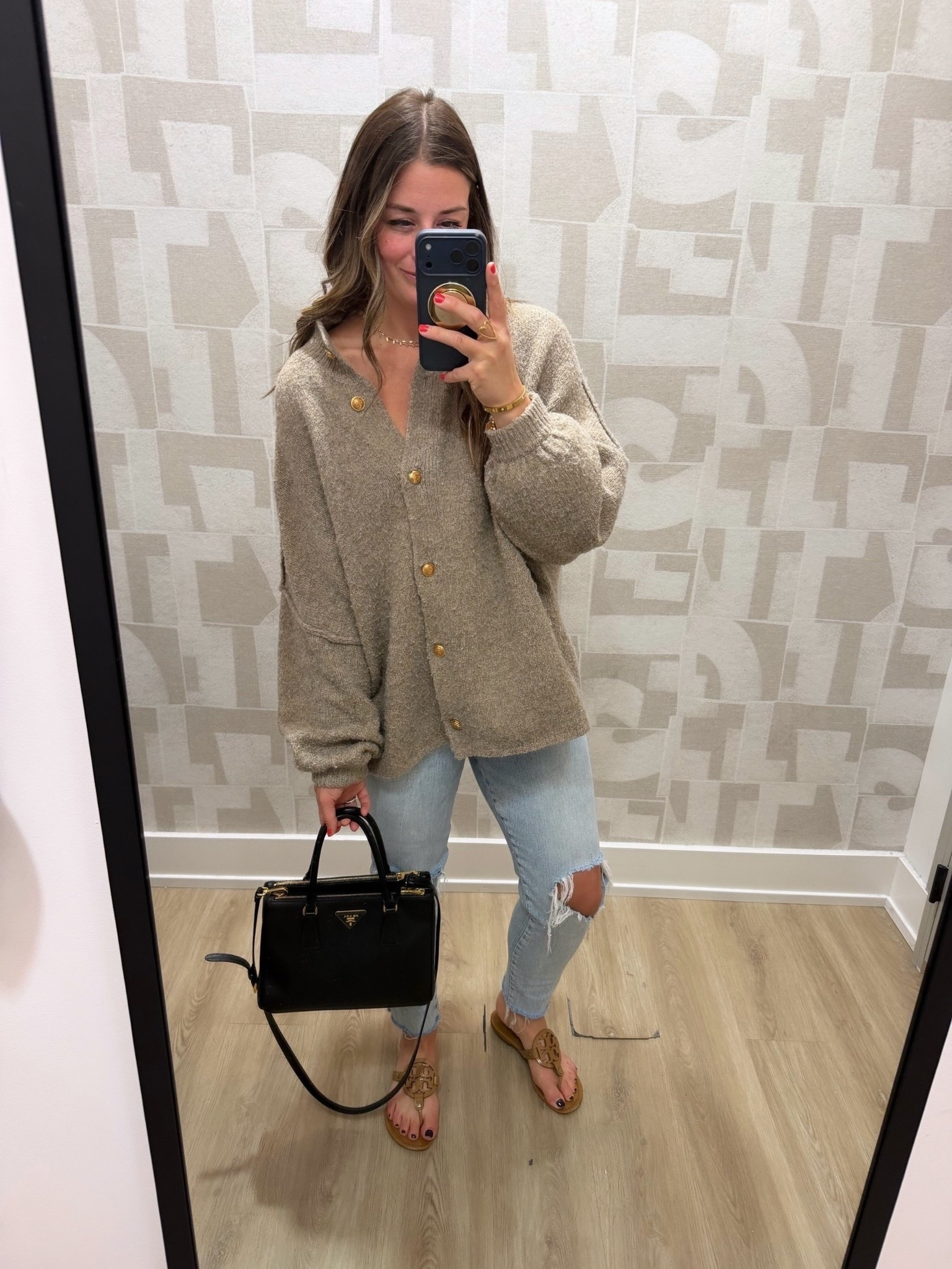 Fall is here in Ohio 🍂 happy to pull my favorite sweaters back out // comment SHOP for links
