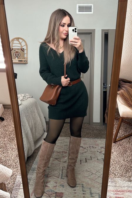 Merry Christmas Eve!!
I only have two sweater dresses and this one is my fave! Size medium. Go 1/2 up in these boots!

#LTKfindsunder50 #LTKparties #LTKHoliday