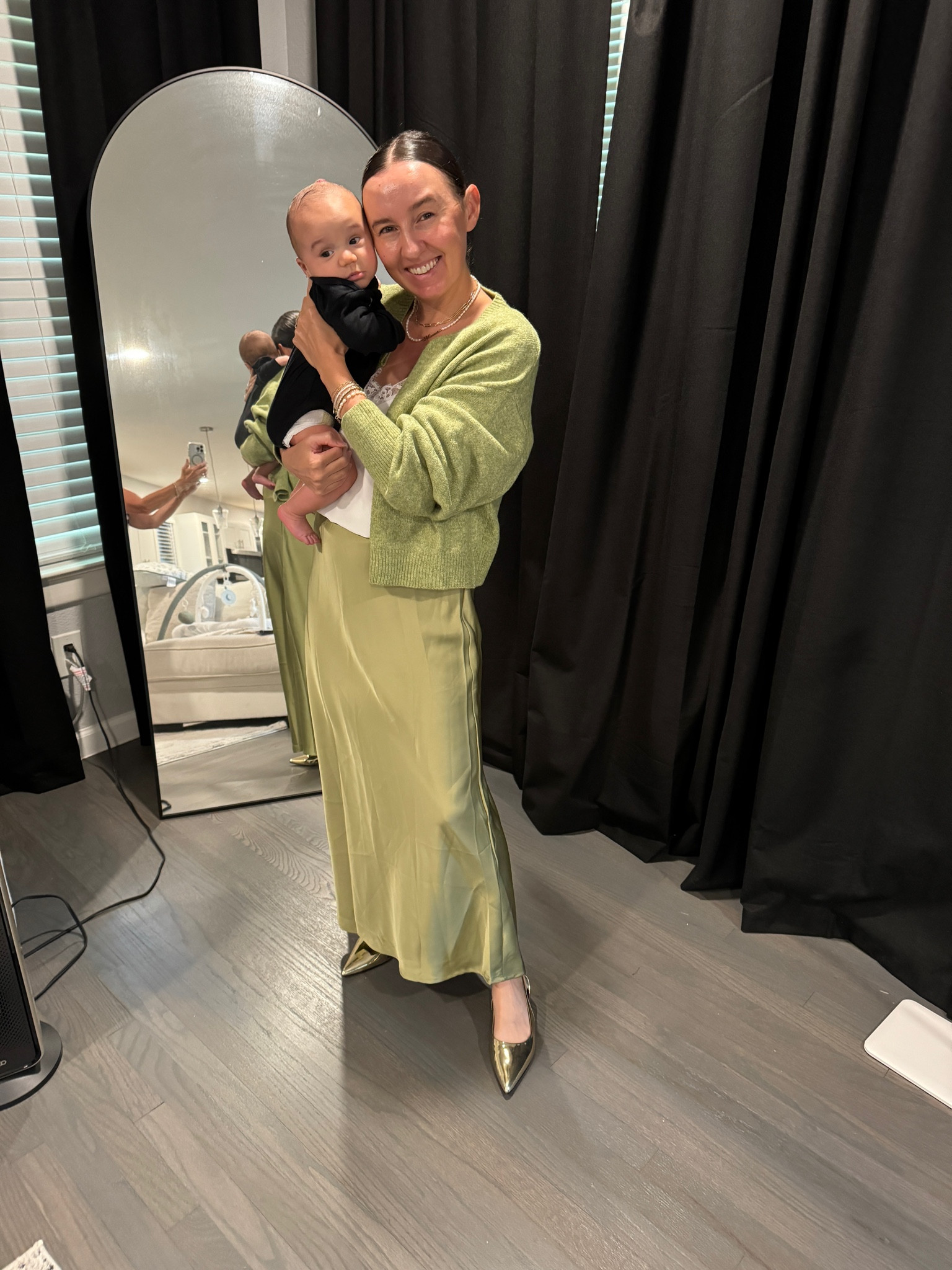Thanksgiving outfit

Postpartum outfit 

Nursing outfit

Back to work outfit 

Satin skirt 



#LTKFindsUnder50 #LTKFindsUnder100 #LTKWorkwear