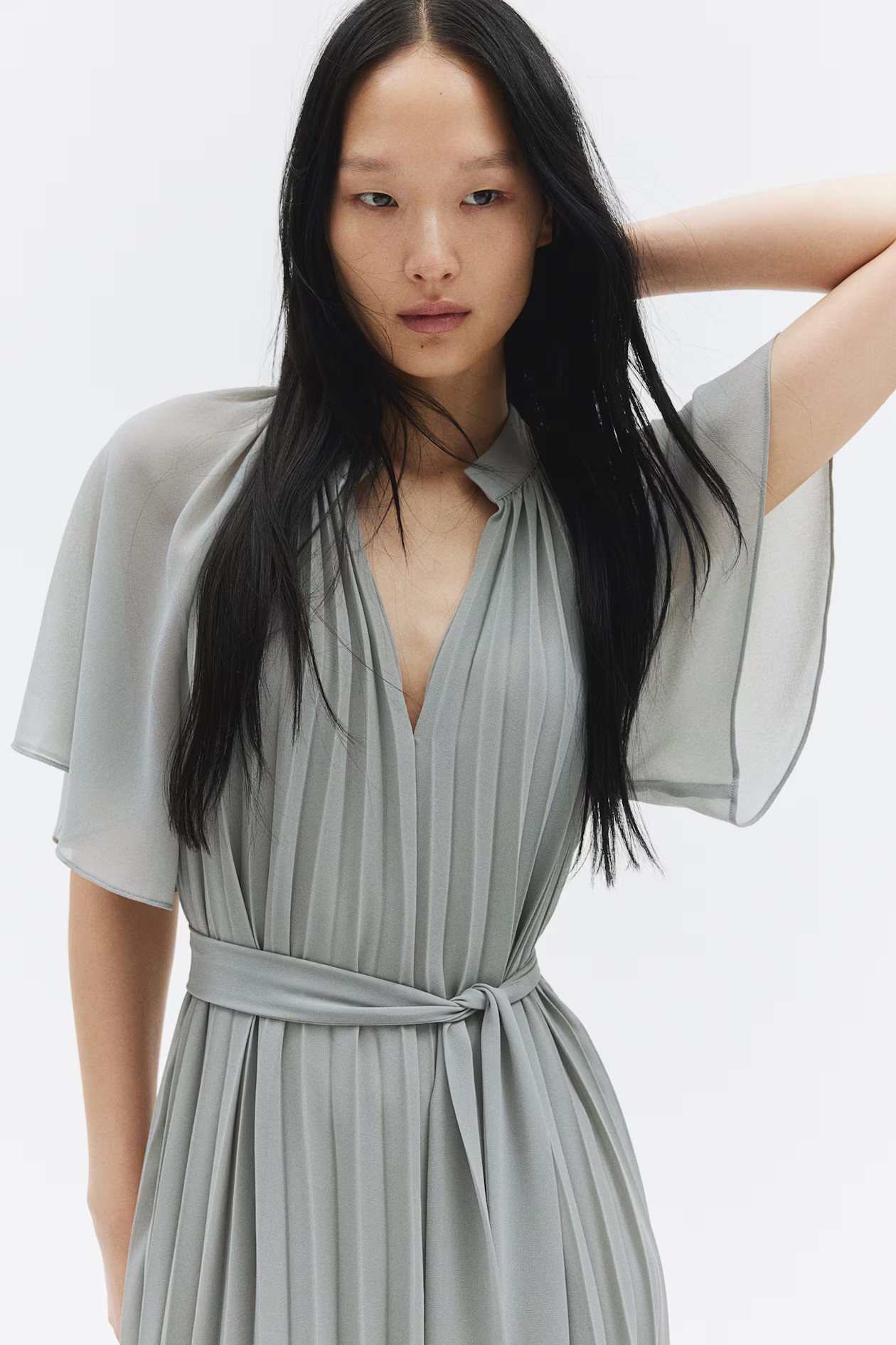 Pleated tie-belt dress | H&M (UK, MY, IN, SG, PH, TW, HK)