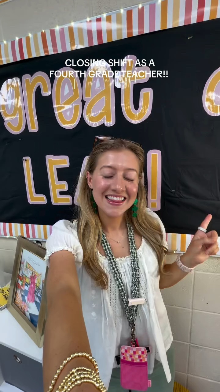 Monday closing shift as a teacher✨💚🫶🏼 #teacher #teachers #teachersofinstagram #teacherlife #elementary

#LTKvlog #LTKWorkwear #LTKdayinmylife