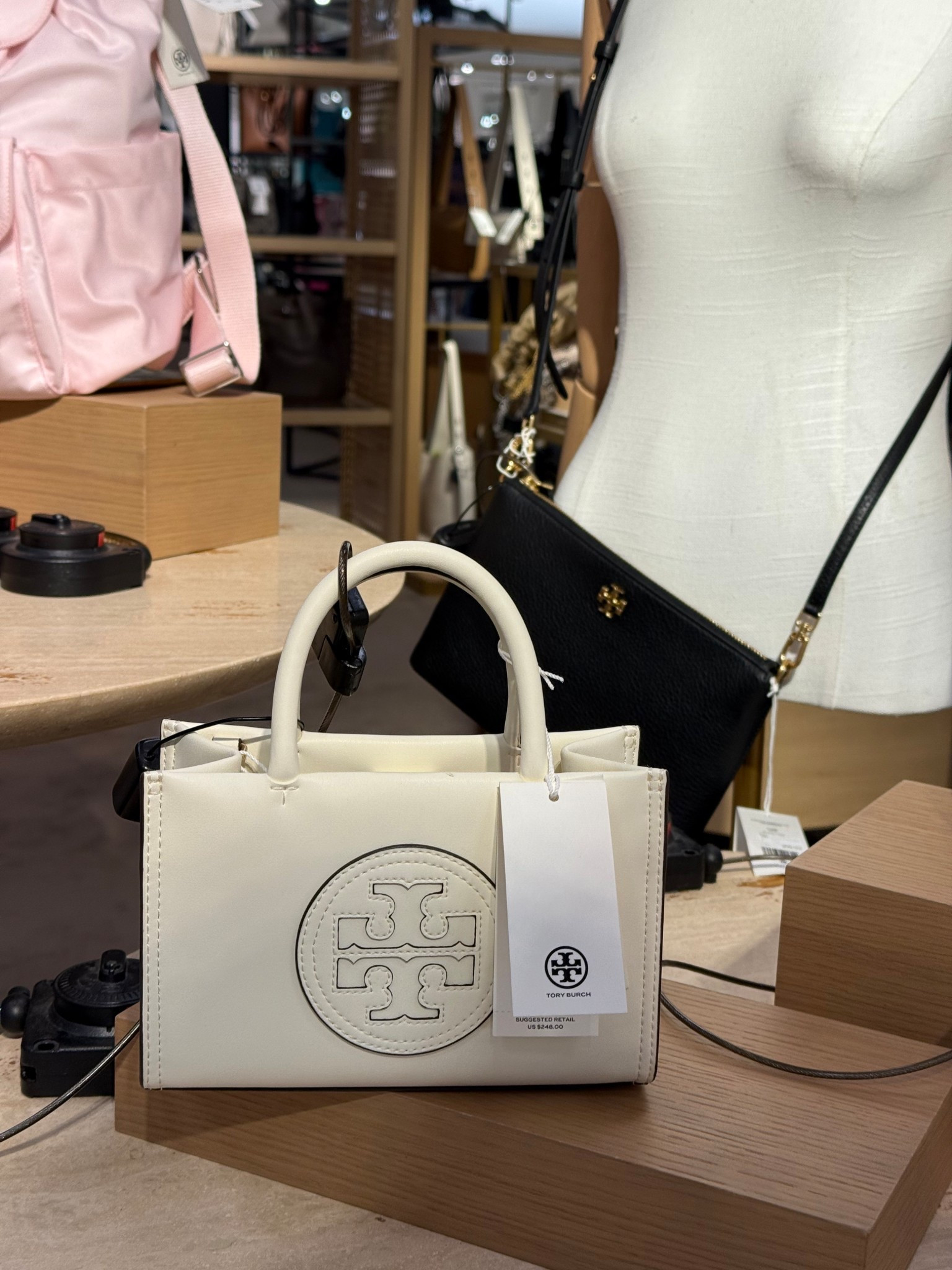 Small white handbag 

#LTKItBag #LTKSeasonal