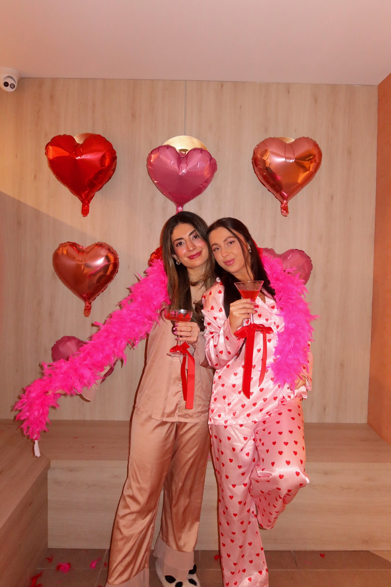 The cutest Galentines pj’s from PLT 🩷❤️

#LTKSeasonal