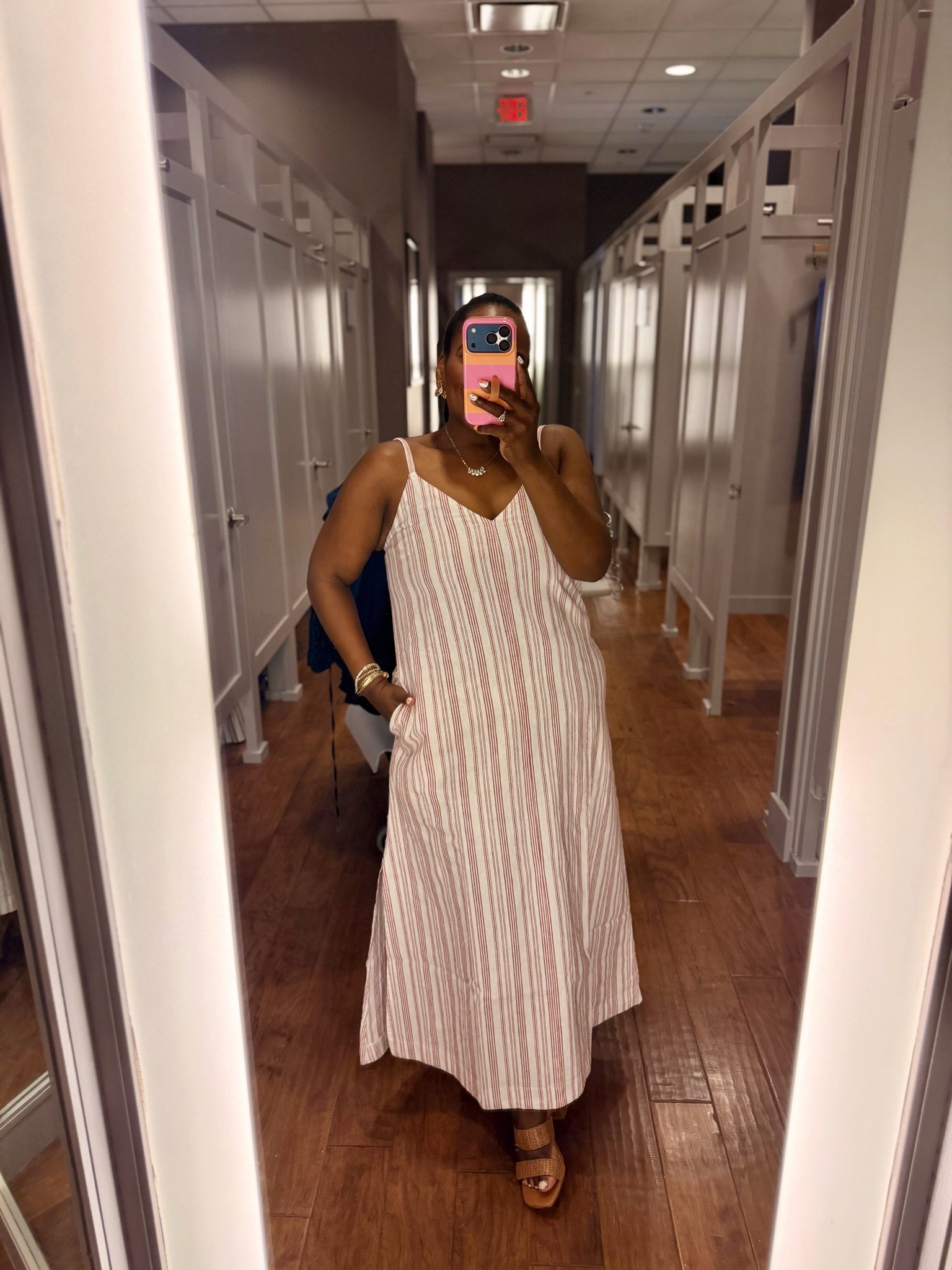 Wedding guest dress summer / summer outfits / summer dresses / date night outfits / vacation outfits beach / travel outfits 

You’re going to love this linen cotton dress from LOFT. Wearing the S.

#LTKgrwm #LTKootd #LTKSeasonal