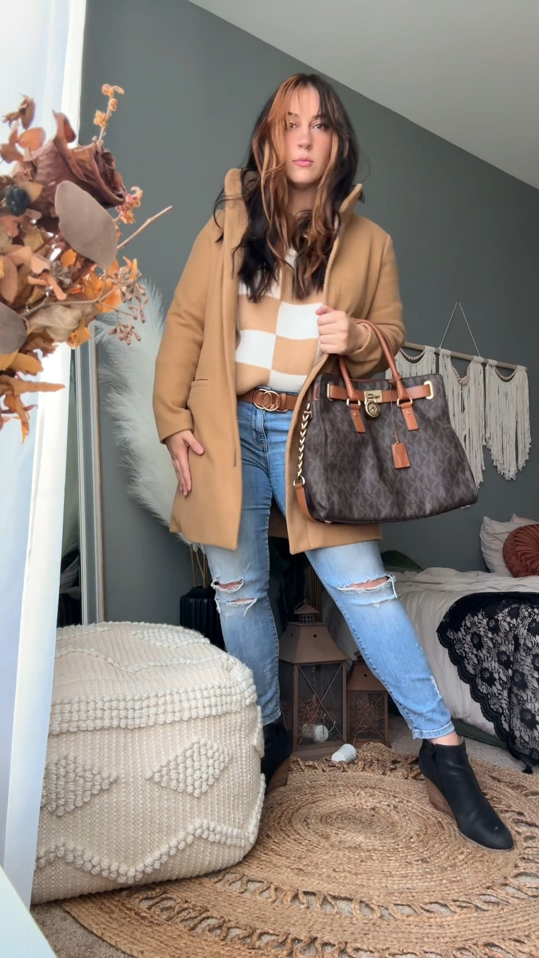 Keeping it classic for today’s outfit of the day. I really love this brown checkered sweater. 

It paired well with the bag and jacket I’ve had hanging in the closet for years but never really wore before! 
 
A successful casual  outfit for going out as it gets colder out. 🤍🖤

#casualoutfits #ootd #midsizestyle #midsizefashion #outfitideas #ltkstyletip #ltk #momfashion #momoutfitinspo #winterfashion #casualstyle

#LTKHoliday #LTKMidsize #LTKStyleTip