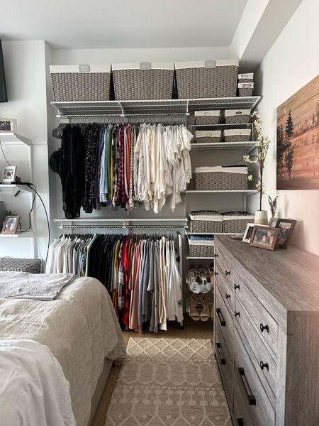 I would argue I’m the first person to put dry cleaning away in this apartment

#organize #organization #organizationtips #organizationhacks #closettour #closetorganization #closet #home #homeorganization #beforeandafter

#LTKhome
