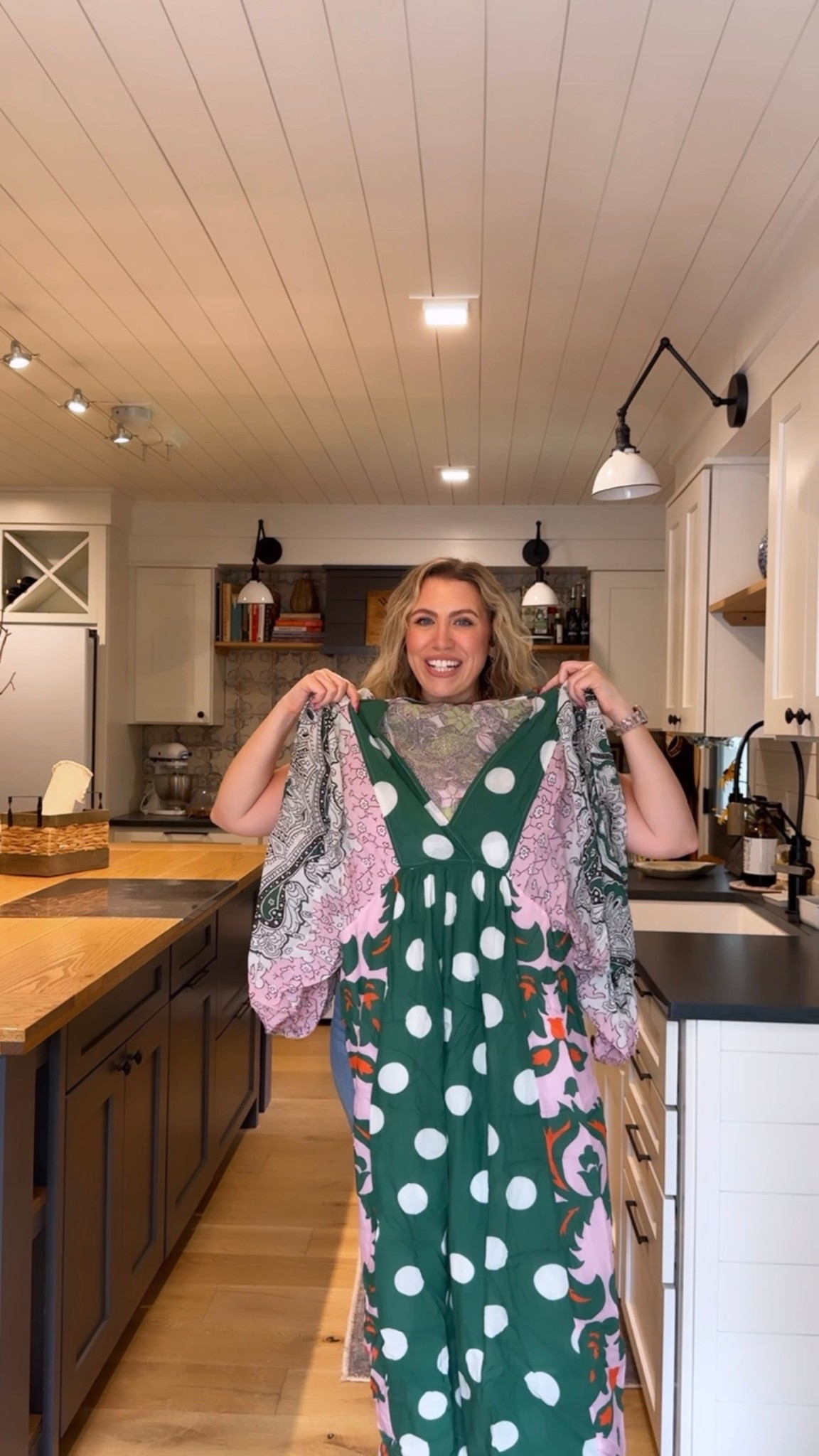 The most gorgeous printed maxi dress. Linked a top in this print

#LTKSeasonal #LTKStyleTip #LTKMidsize