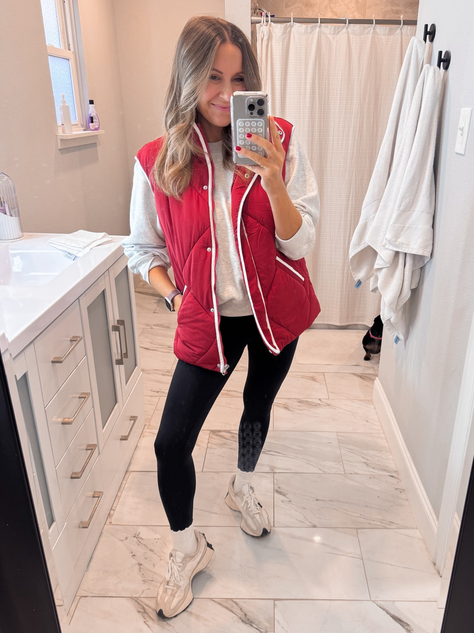 Small in all!



#LTKFindsUnder50 #LTKSeasonal #LTKActive