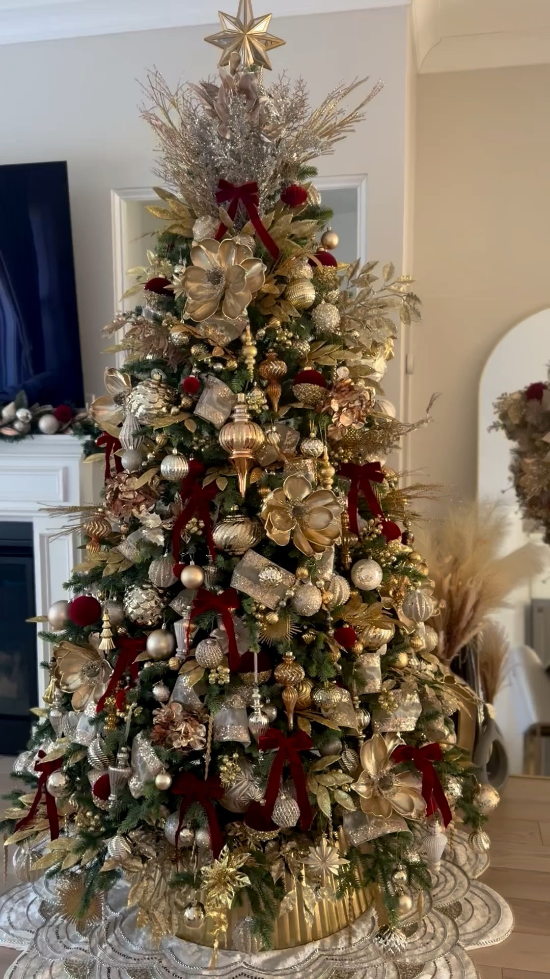 Added some burgundy velvet bows! What do we think? 

Will post with tree lights on + in better lighting asap! 

#LTKSeasonal #LTKHoliday #LTKHome