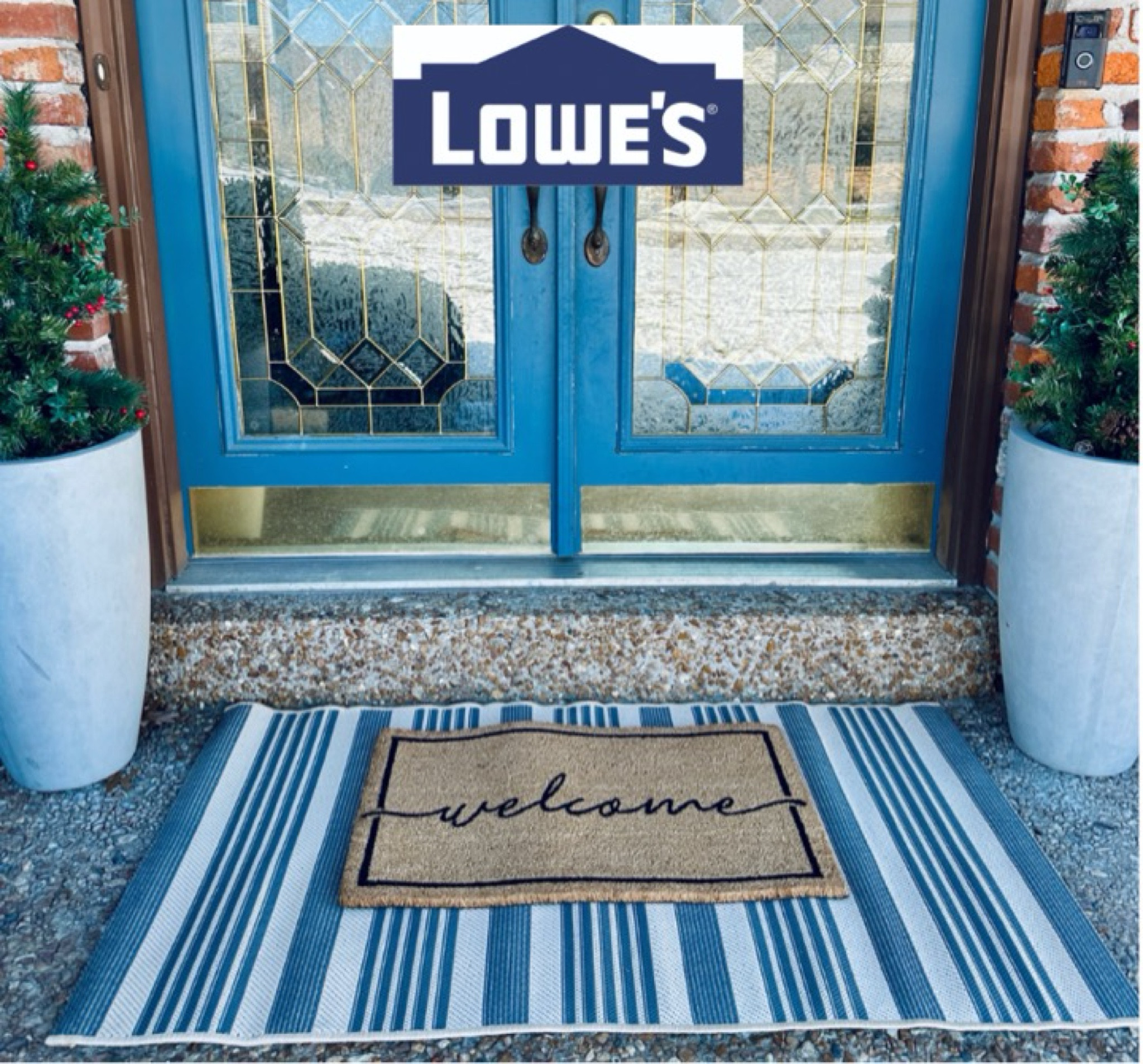 #ad
Easy refresher for your front porch! New doormats!! I love the look of a layered doormat and it was definitely time for an upgrade after 4 years of rain, snow and dirty feet! Lowe’s had exactly what I was looking for in this Courtyard Dobby Indoor/Outdoor Striped Rug and my decorative Welcome Mat! Give your front porch an upgrade! 
@Lowes #LowesPartner