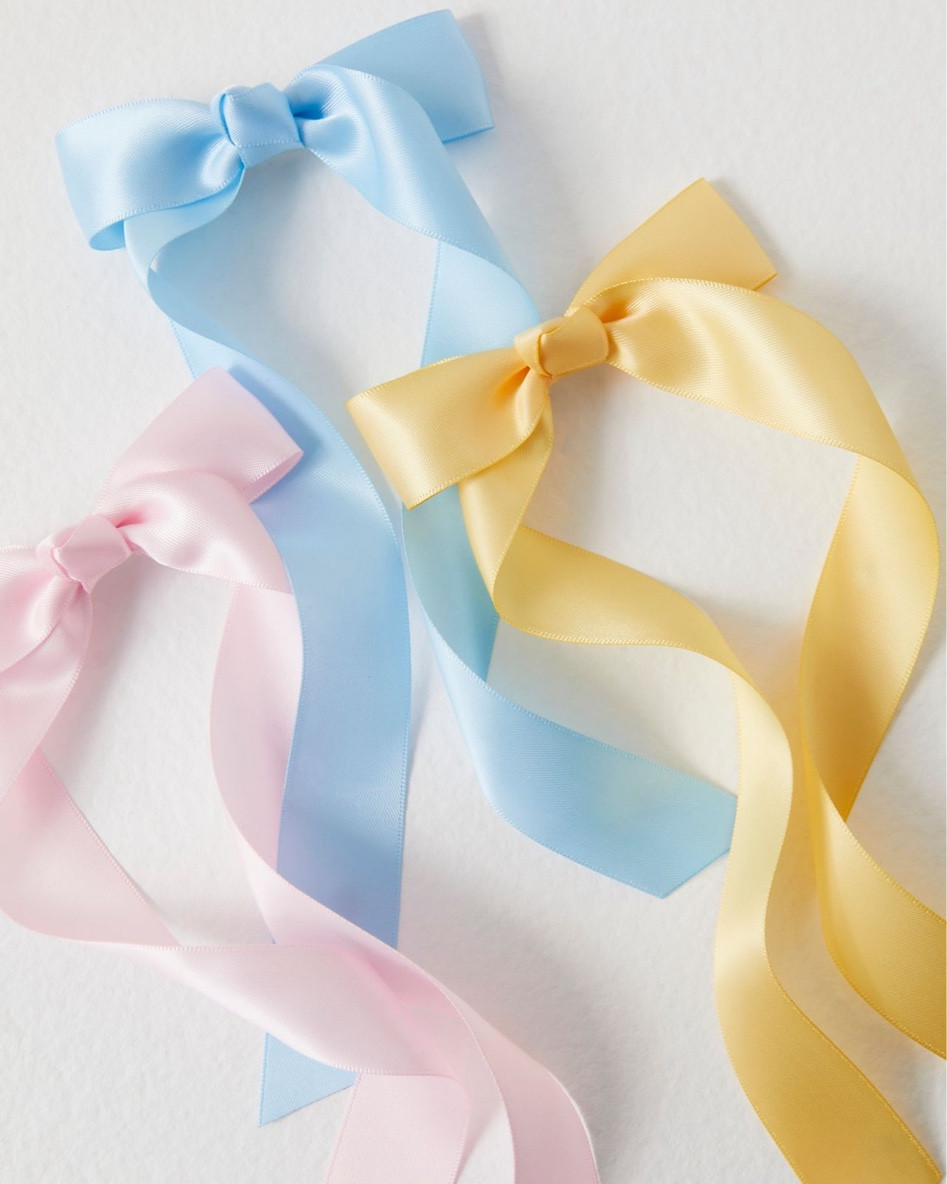 Just got these for my daughters hair! Under $4! Cutest bows!! Comes in tons of colors! 


#LTKBeauty #LTKKids #LTKSaleAlert