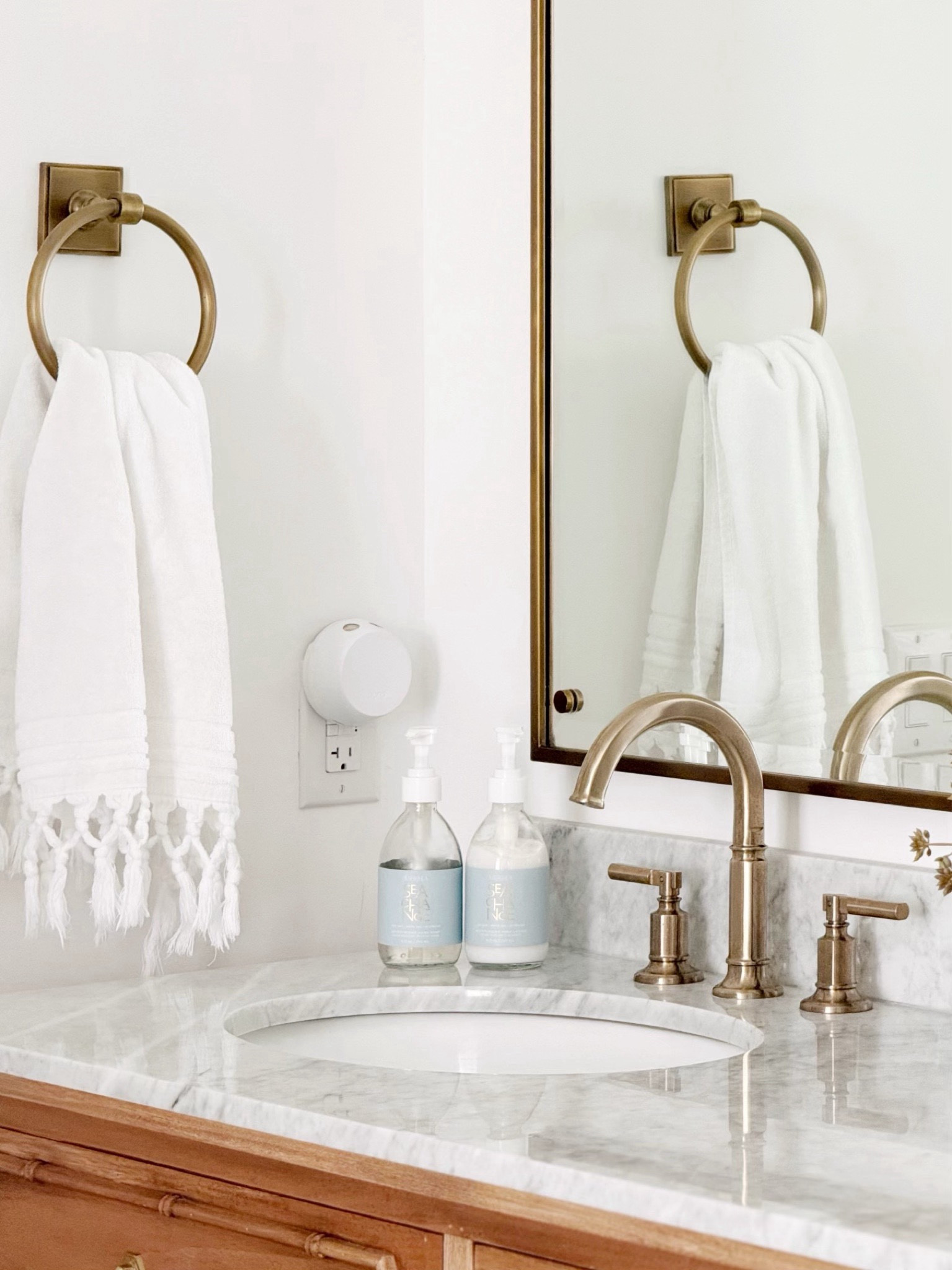 Most asked question when people come over- what smell is that? It’s Pura Havana - shop this exclusive sale! It is a staple in my home, I own three! 25% off for the LTK sale! 

#LTKFallSale #LTKSaleAlert #LTKHome