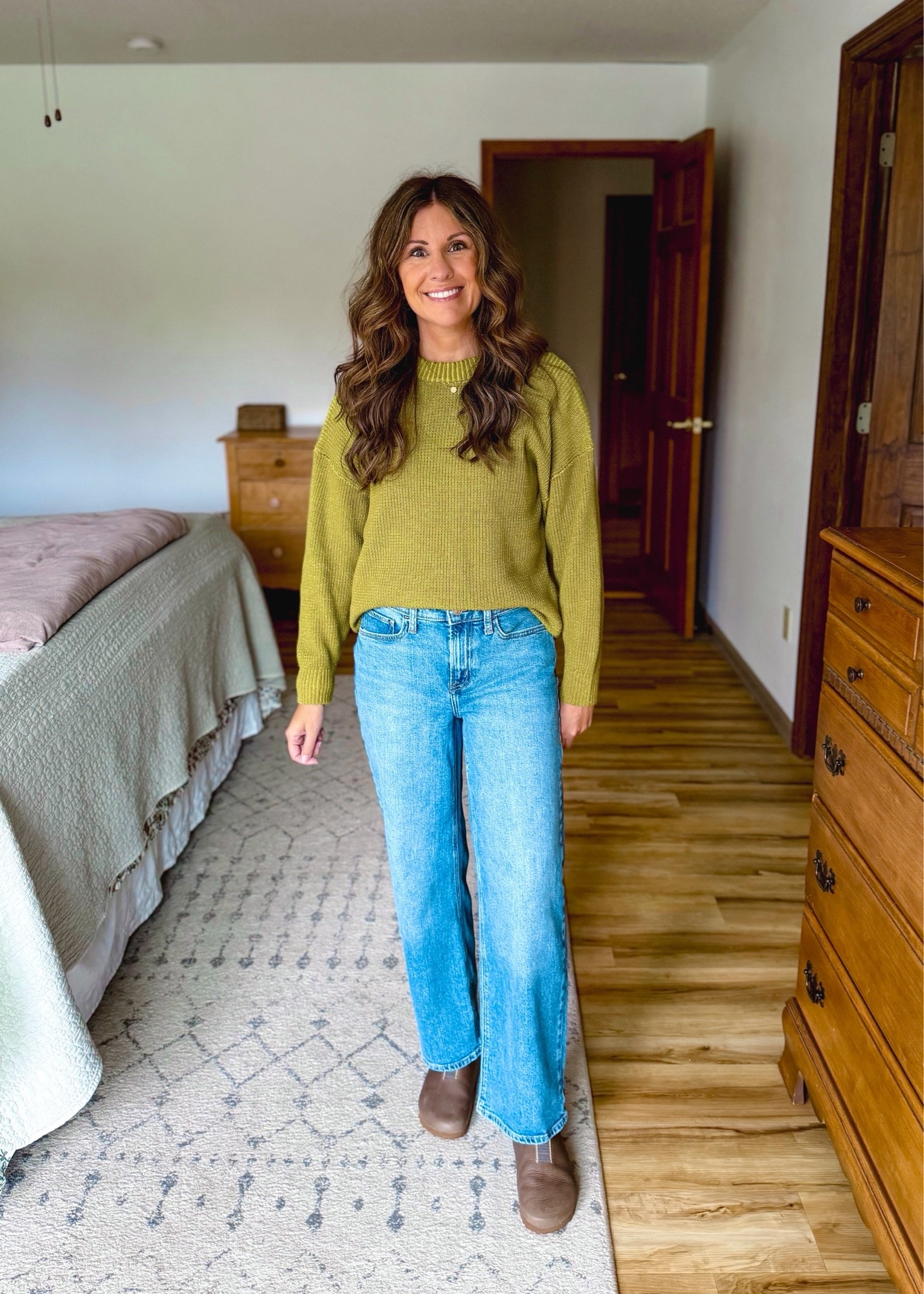 An easy jeans and a sweater Fall outfit🙌🏽

small petite in my sweater (100% cotton!) and 00 short in my jeans! My clogs are size 6.

#LTKSeasonal #LTKPetite #LTKootd