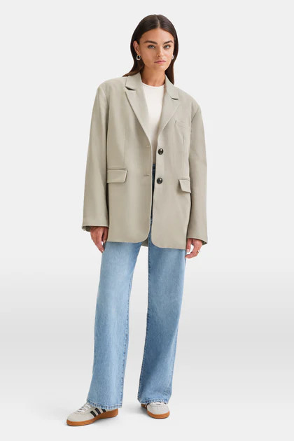 EVERYDAY TAILORING MULTIWAY OVERSIZED BLAZER - PISTACHIO | TALA (UK)