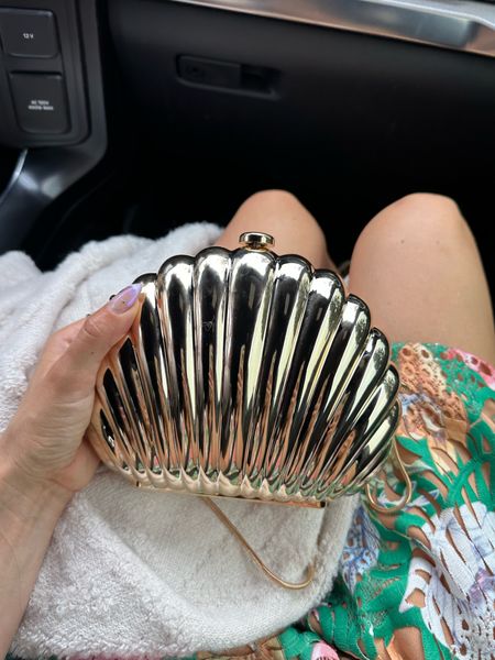 a fun seashell purse for a summer event! 

#LTKItBag #LTKStyleTip #LTKSeasonal
