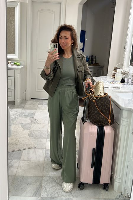 Easy travel outfit 🍃 (size S in top & pants) So comfy that I have both in multiple colors! 🌈⚡️#styleofsam #vuori

#LTKshoecrush #LTKover40 #LTKfitness