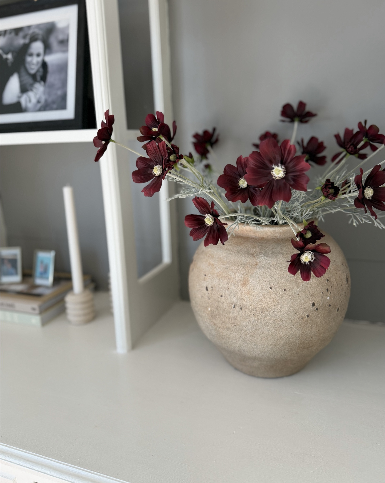 ✨WEEKLY WRAP UP✨

Happy Sunday, all! 🫶🏻 Hope you had a great weekend! Are you watching the Super Bowl tonight? I’m always there for the snacks, commercials, and halftime show 🤌🏻

Here’s a few things around the house that I’ve been enjoying lately. Also, there’s some sales happening now for President’s Day! Worth checking them out—I’ll be shopping for basement things since we kick that project off this month! 🙌🏻 Looking forward to a great week!

✨Comment WRAP UP for links! 🔗 
.
.
.
.
.
#homestyle #valentines #moderntransitional #springstyle #travelfaves

#LTKSaleAlert #LTKValentine #LTKHome