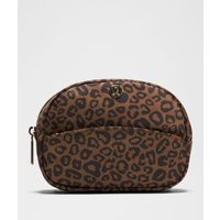 City Essentials Pouch | Lululemon (US)