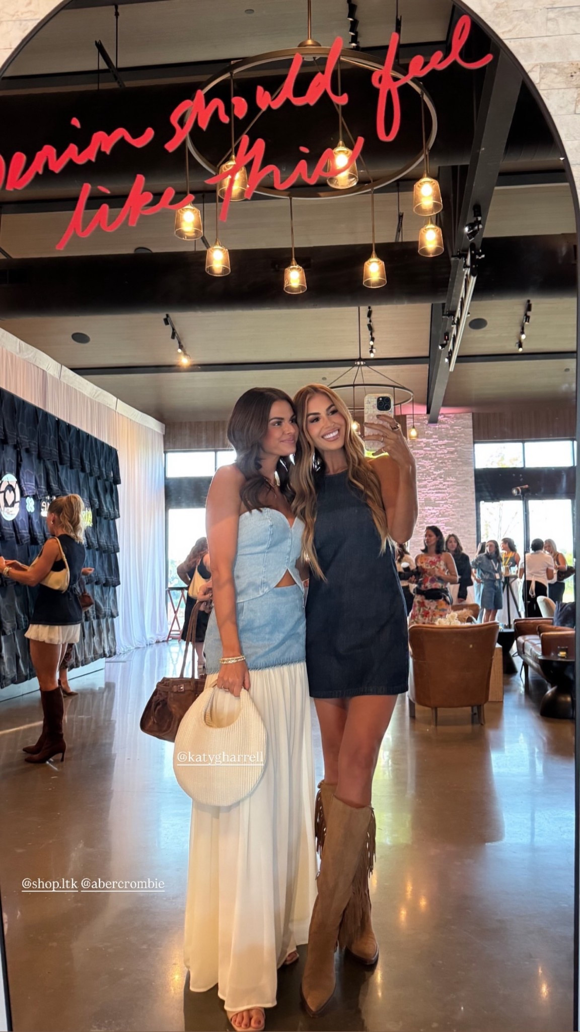 OOTD (LTKcon 25)

#LTKStyleTip #LTKSeasonal #LTKCon