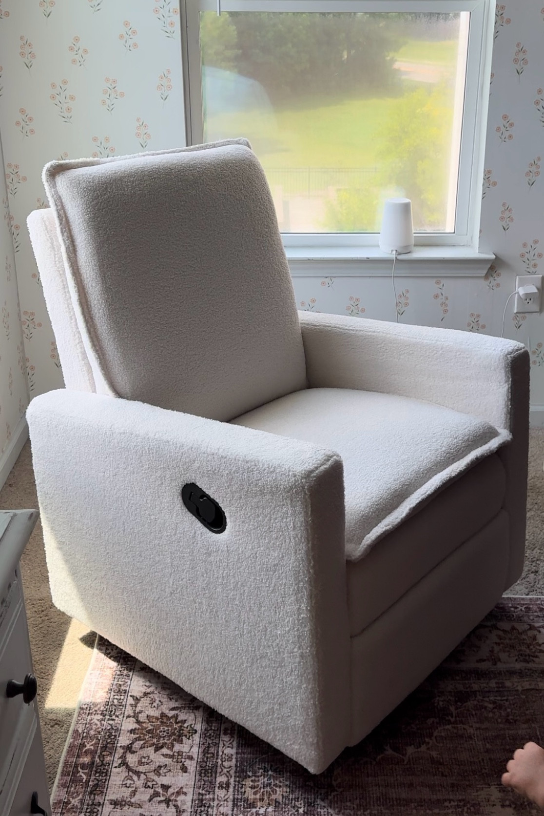Oilo Studio dupe!! Love this recliner so far 🤍🤰🏻

#LTKBump #LTKBaby #LTKStyleTip