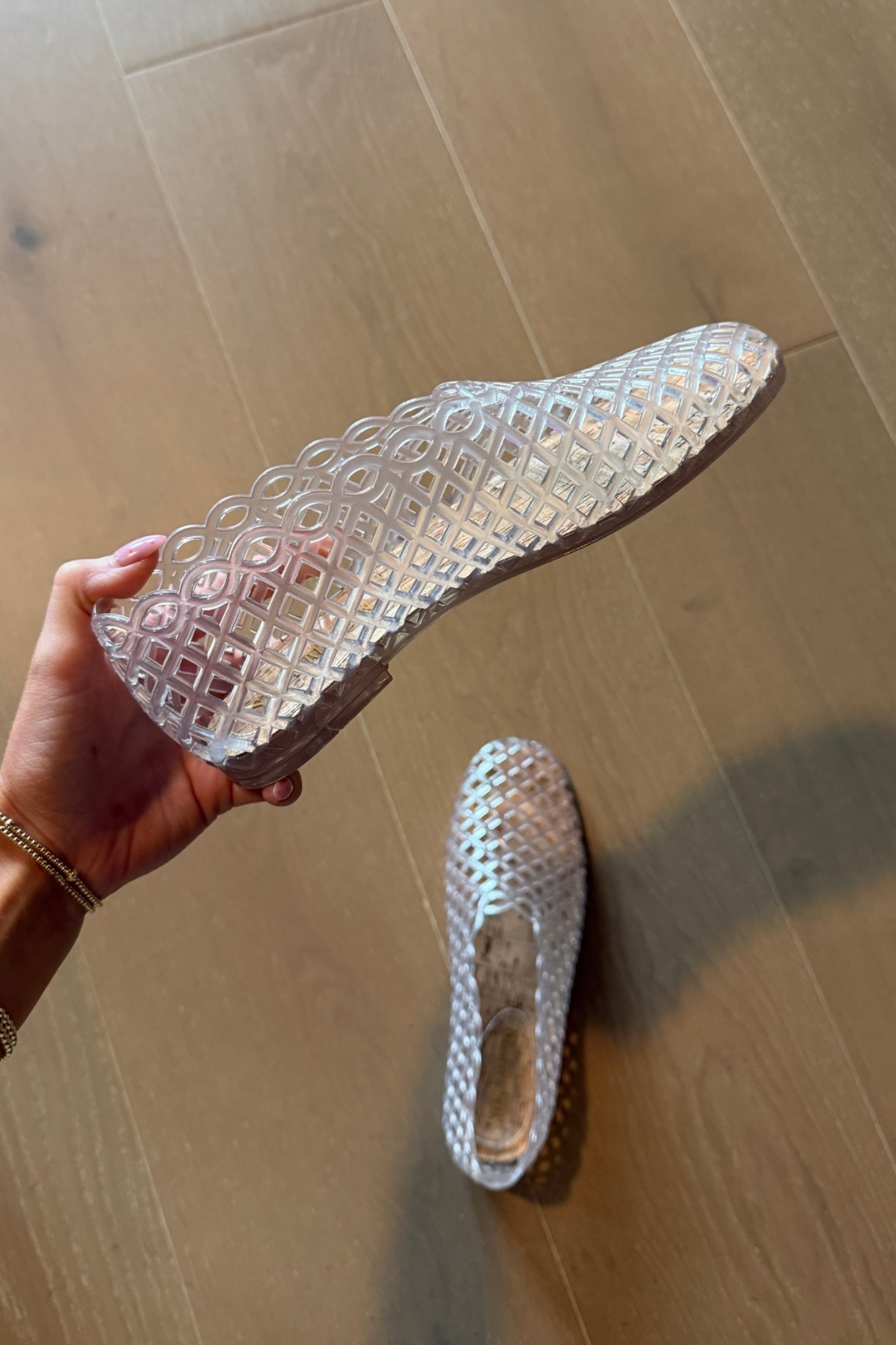 hands down the most comfortable jelly shoes i’ve tried. true to size.