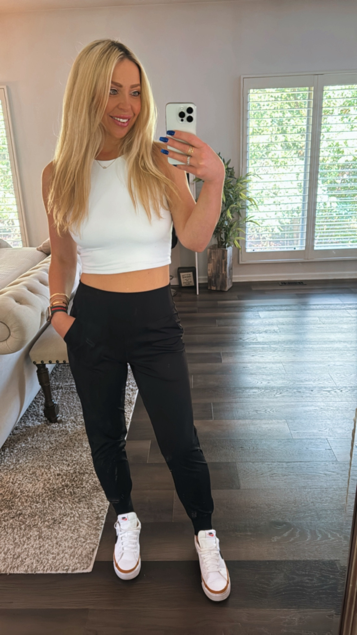 Lulu lemon jogger dupes!! These are literally the exact same feel and they are the most comfortable fit ever… $100 versus $14.99!!!! Can’t beat it!

#LTKTravel #LTKStyleTip #LTKFindsUnder50