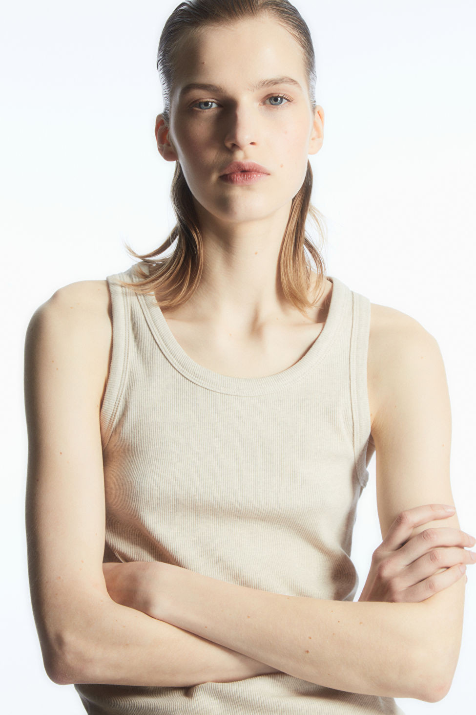 GERIPPTES TANKTOP - BEIGE MELIERT - Tops - COS | COS (EU)